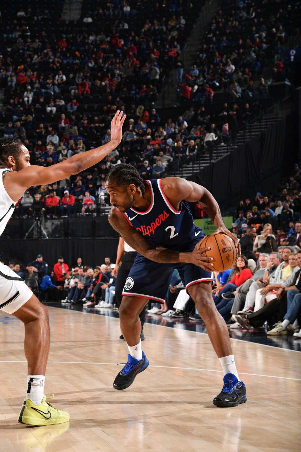 包含布鲁克林篮网发布备战花絮，关键时刻官宣签约，欧超杯任务艰巨，训练强度明显提升的词条爱游戏体育