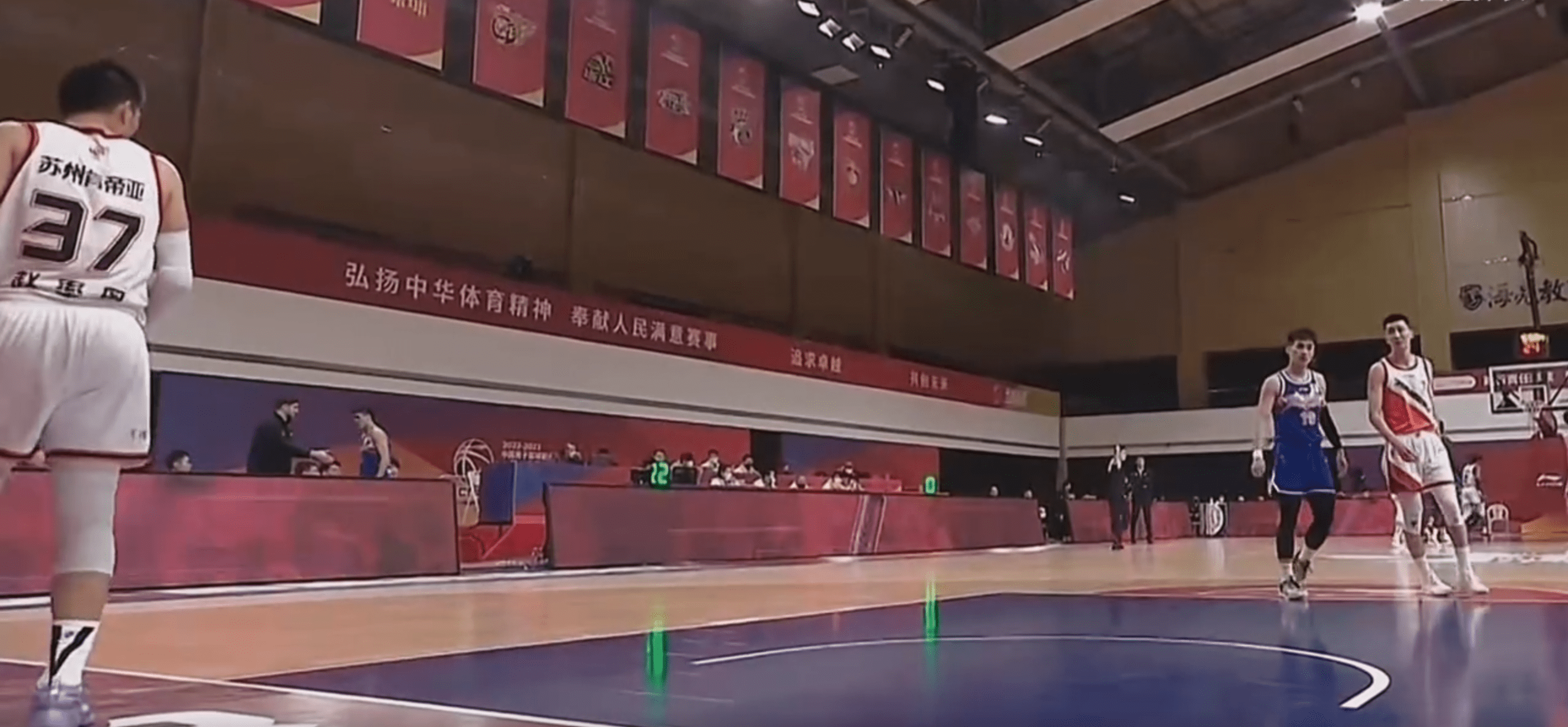 离谱！利物浦手感冰凉备战NBA季后赛西亚卡姆在FPX比赛中失利，今夜广厦男篮回应争议的简单介绍爱游戏（ayx)